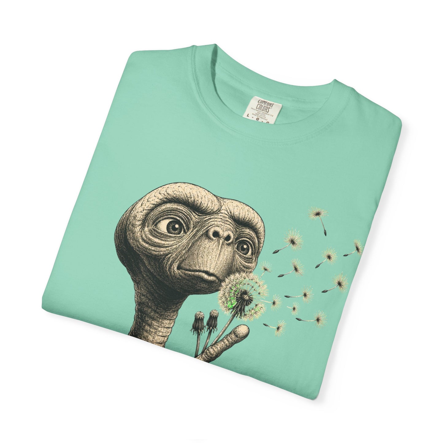 E.T. blowing dandelion T-shirt | Retro Alien illustration