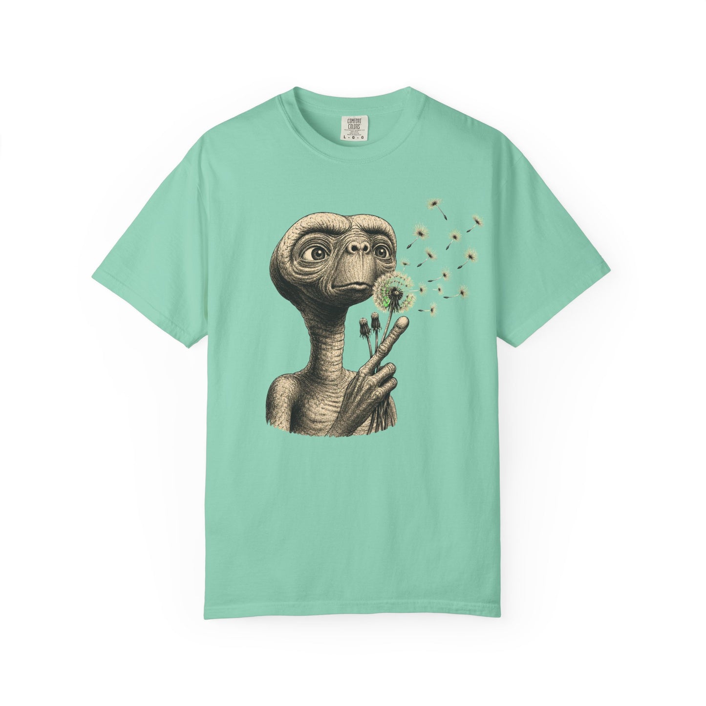 E.T. blowing dandelion T-shirt | Retro Alien illustration