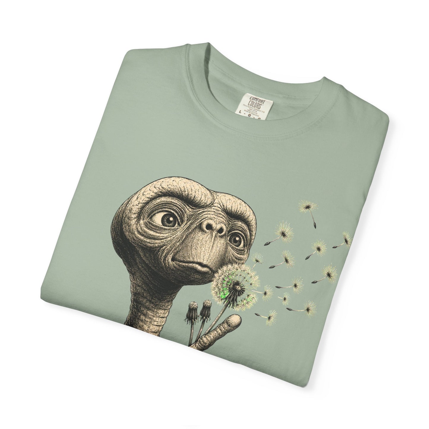 E.T. blowing dandelion T-shirt | Retro Alien illustration